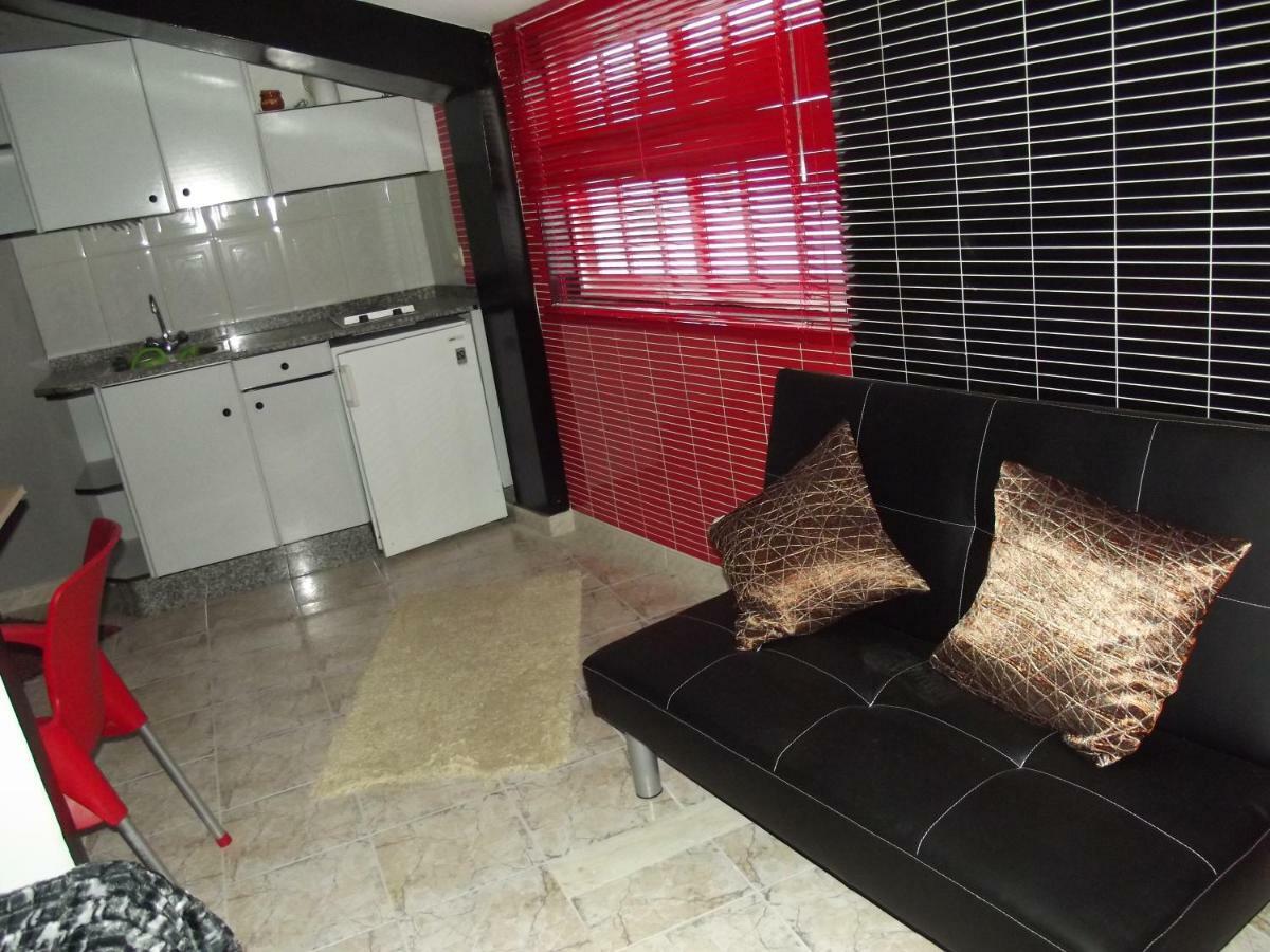 א גוארדה Apartamentos Blanco Y Negro מראה חיצוני תמונה